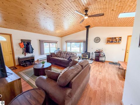 Tiny photo for 311 Iroquois Avenue, Prudenville, MI 48651 (MLS # 1943289)