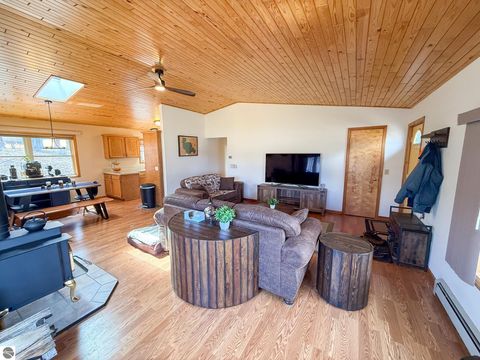 Tiny photo for 311 Iroquois Avenue, Prudenville, MI 48651 (MLS # 1943289)