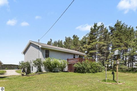 Tiny photo for 9933 Summit City Road, Kingsley, MI 49649 (MLS # 1946093)