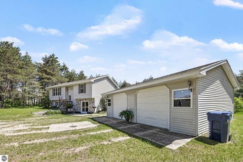 Tiny photo for 9933 Summit City Road, Kingsley, MI 49649 (MLS # 1946093)