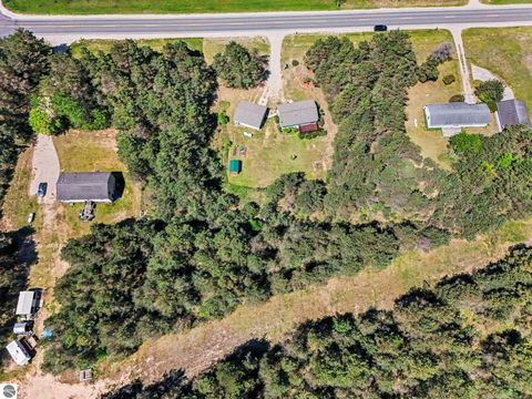 Tiny photo for 9933 Summit City Road, Kingsley, MI 49649 (MLS # 1946093)