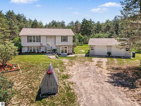 Tiny photo for 9933 Summit City Road, Kingsley, MI 49649 (MLS # 1946093)