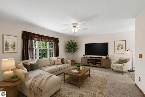 Tiny photo for 9933 Summit City Road, Kingsley, MI 49649 (MLS # 1946093)