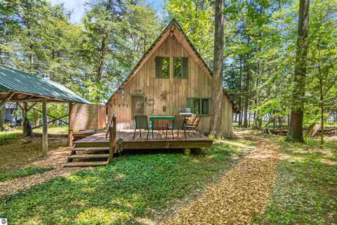 Tiny photo for 8580 N Bayview Avenue, Northport, MI 49670 (MLS # 1948097)