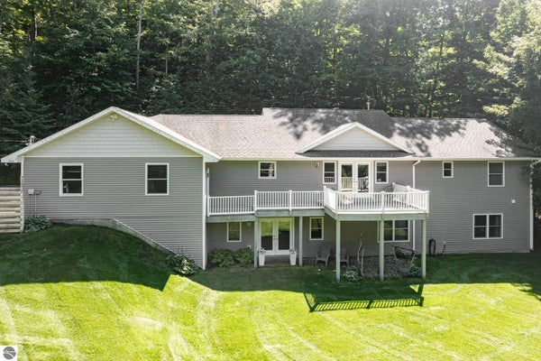 4301 W BURDICKVILLE RD, MAPLE CITY, MI 49664 - Image 0a7a509986bb90d62761abb82e653e8d/2698516614