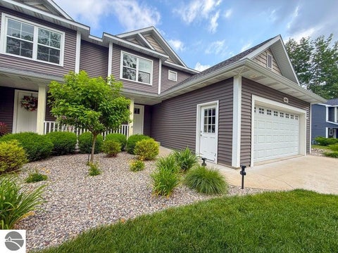 Tiny photo for 4876 W Houghton Lake Drive, Houghton Lake, MI 48629 (MLS # 1947514)
