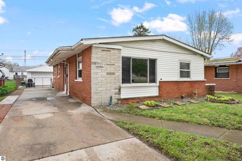 Tiny photo for 7965 Elm St, Taylor, MI 48180 (MLS # 1944008)