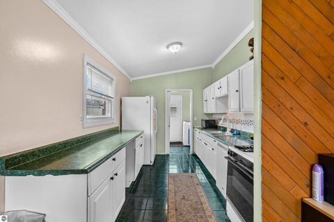 Tiny photo for 7965 Elm St, Taylor, MI 48180 (MLS # 1944008)