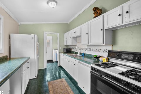 Tiny photo for 7965 Elm St, Taylor, MI 48180 (MLS # 1944008)