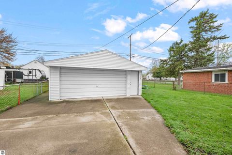 Tiny photo for 7965 Elm St, Taylor, MI 48180 (MLS # 1944008)