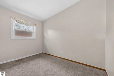 Tiny photo for 7965 Elm St, Taylor, MI 48180 (MLS # 1944008)
