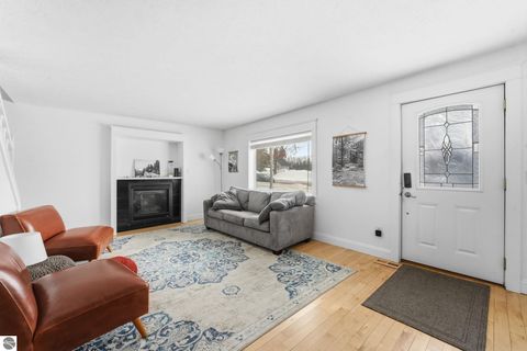 Tiny photo for 917 Walnut Street, Traverse City, MI 49686 (MLS # 1942631)