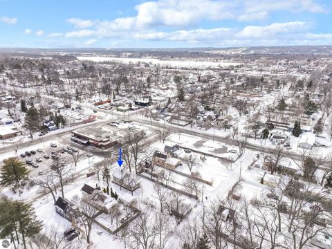 Tiny photo for 917 Walnut Street, Traverse City, MI 49686 (MLS # 1942631)