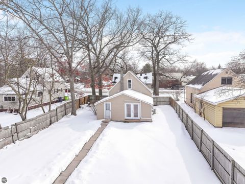 Tiny photo for 917 Walnut Street, Traverse City, MI 49686 (MLS # 1942631)
