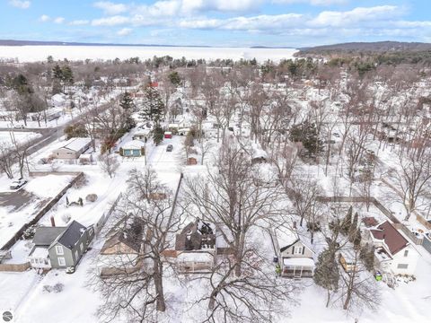 Tiny photo for 917 Walnut Street, Traverse City, MI 49686 (MLS # 1942631)