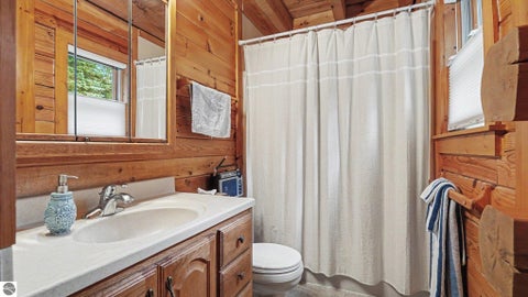 Tiny photo for 5280 S East County Line Road, Shepherd, MI 48883 (MLS # 1948413)