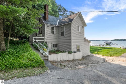 Tiny photo for 9321 N Long Lake Road, Traverse City, MI 49684 (MLS # 1949233)