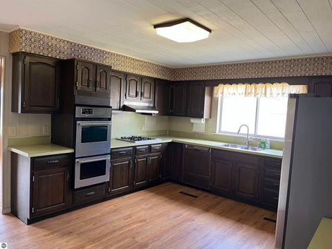 Tiny photo for 716 Allen Court, Au Gres, MI 48703 (MLS # 1943777)