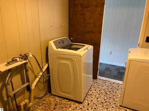 Tiny photo for 716 Allen Court, Au Gres, MI 48703 (MLS # 1943777)