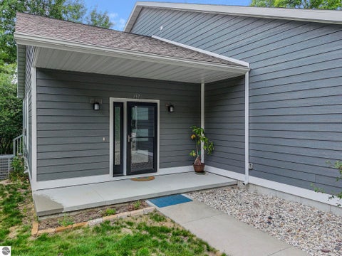 Tiny photo for 137 Davidsen Shores Drive, Cadillac, MI 49601 (MLS # 1949893)
