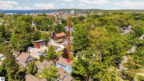 Tiny photo for 316 W Tenth Street, Traverse City, MI 49684 (MLS # 1946133)