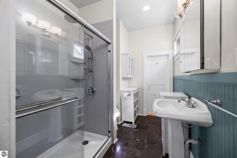 Tiny photo for 316 W Tenth Street, Traverse City, MI 49684 (MLS # 1946133)