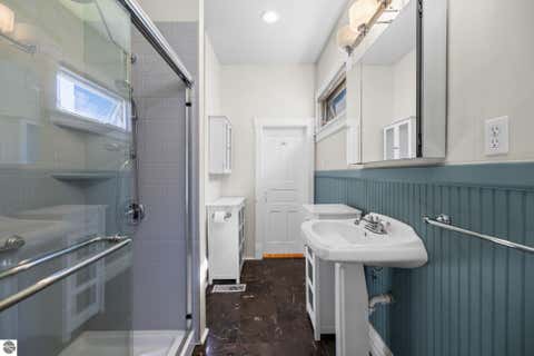 Tiny photo for 316 W Tenth Street, Traverse City, MI 49684 (MLS # 1946133)
