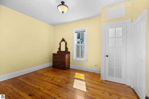 Tiny photo for 316 W Tenth Street, Traverse City, MI 49684 (MLS # 1946133)