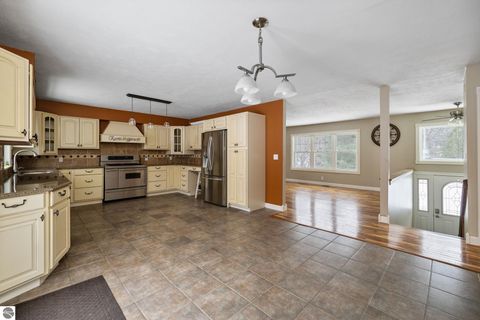 Tiny photo for 3303 Columbine Court, Traverse City, MI 49686 (MLS # 1941435)