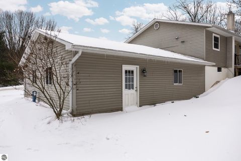 Tiny photo for 3303 Columbine Court, Traverse City, MI 49686 (MLS # 1941435)