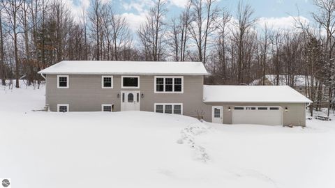Tiny photo for 3303 Columbine Court, Traverse City, MI 49686 (MLS # 1941435)