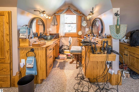 Tiny photo for 9644 E Deerfield Road, Shepherd, MI 48883 (MLS # 1950154)