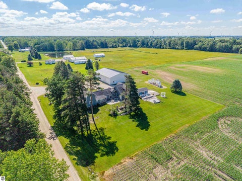 Tiny photo for 9644 E Deerfield Road, Shepherd, MI 48883 (MLS # 1950154)