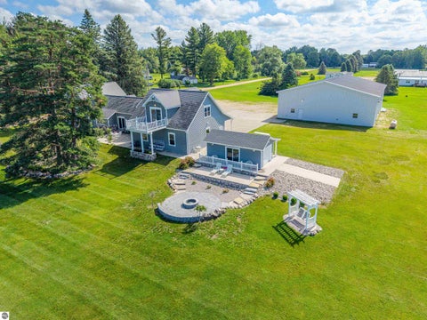 Tiny photo for 9644 E Deerfield Road, Shepherd, MI 48883 (MLS # 1950154)