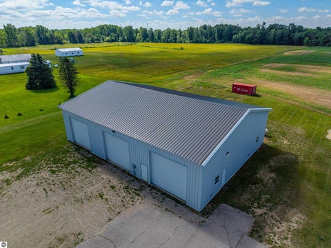 Tiny photo for 9644 E Deerfield Road, Shepherd, MI 48883 (MLS # 1950154)