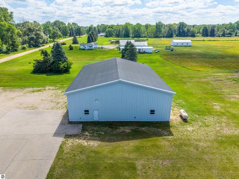 Tiny photo for 9644 E Deerfield Road, Shepherd, MI 48883 (MLS # 1950154)