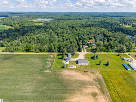 Tiny photo for 9644 E Deerfield Road, Shepherd, MI 48883 (MLS # 1950154)