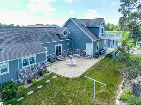 Tiny photo for 9644 E Deerfield Road, Shepherd, MI 48883 (MLS # 1950154)