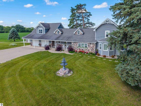 Tiny photo for 9644 E Deerfield Road, Shepherd, MI 48883 (MLS # 1950154)