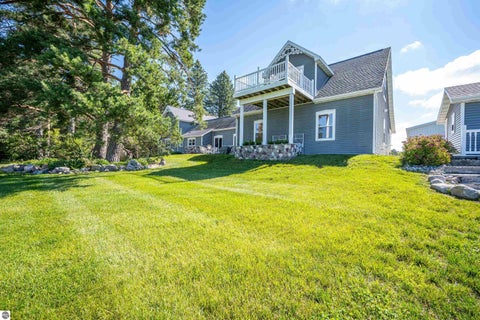 Tiny photo for 9644 E Deerfield Road, Shepherd, MI 48883 (MLS # 1950154)