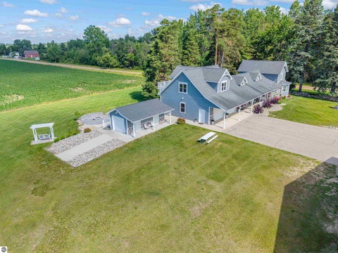 Tiny photo for 9644 E Deerfield Road, Shepherd, MI 48883 (MLS # 1950154)