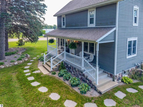 Tiny photo for 9644 E Deerfield Road, Shepherd, MI 48883 (MLS # 1950154)