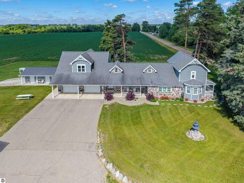 Tiny photo for 9644 E Deerfield Road, Shepherd, MI 48883 (MLS # 1950154)