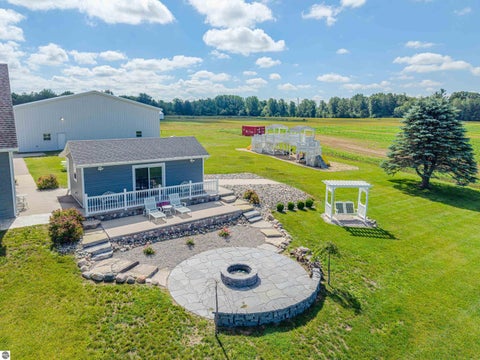 Tiny photo for 9644 E Deerfield Road, Shepherd, MI 48883 (MLS # 1950154)
