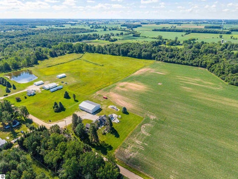 Tiny photo for 9644 E Deerfield Road, Shepherd, MI 48883 (MLS # 1950154)
