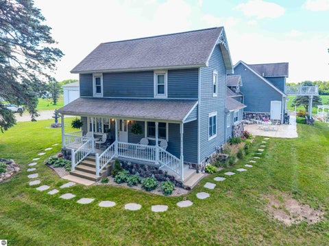 Tiny photo for 9644 E Deerfield Road, Shepherd, MI 48883 (MLS # 1950154)