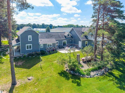 Tiny photo for 9644 E Deerfield Road, Shepherd, MI 48883 (MLS # 1950154)