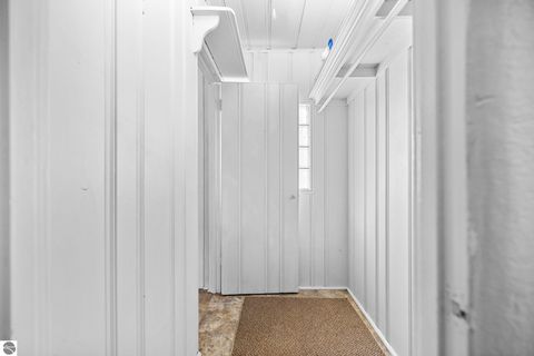 Tiny photo for 424 W Sixteenth Street #1, Traverse City, MI 49684 (MLS # 1942607)