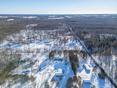 Tiny photo for 1575 Hi Acre Drive, Gladwin, MI 48624 (MLS # 1941577)