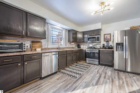 Tiny photo for 1575 Hi Acre Drive, Gladwin, MI 48624 (MLS # 1941577)